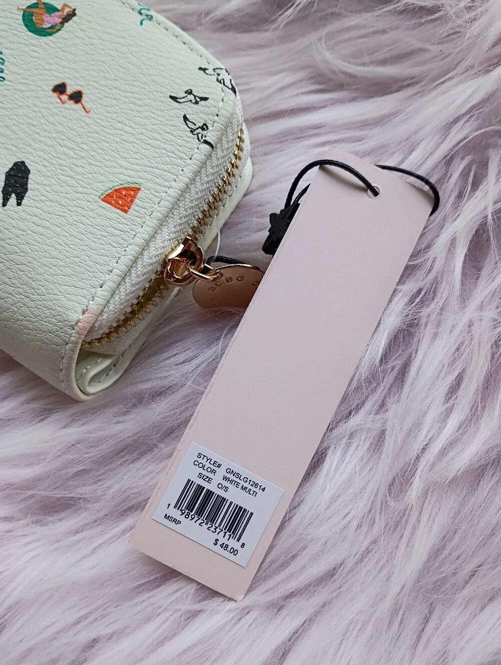 NEW BCBGeneration White Summer Beach Themed Wallet